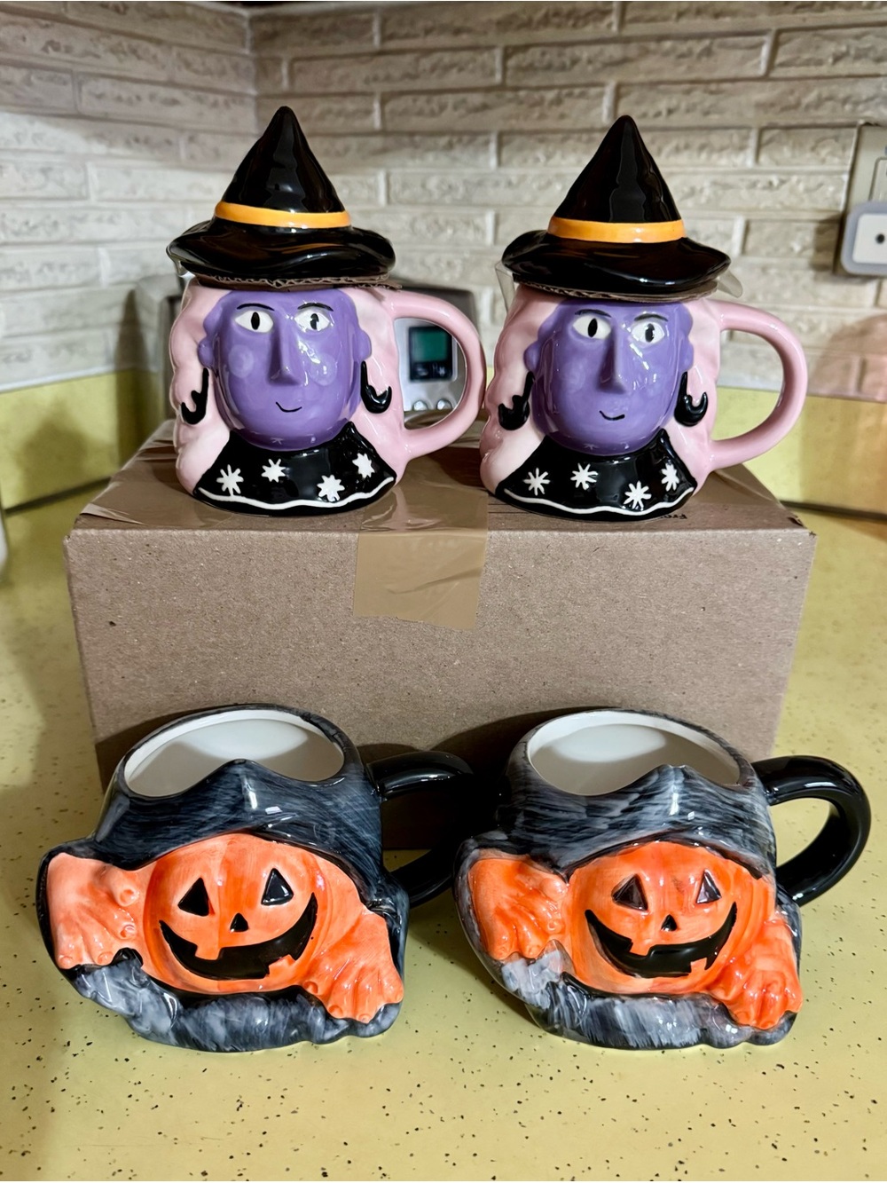 Target Hyde & EEK Halloween Mugs Lot - 2 Purple Witch Lids & 2 Lewis Pumpkin